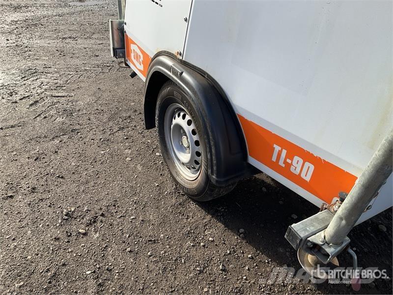 SMC TL90 Fénytornyok