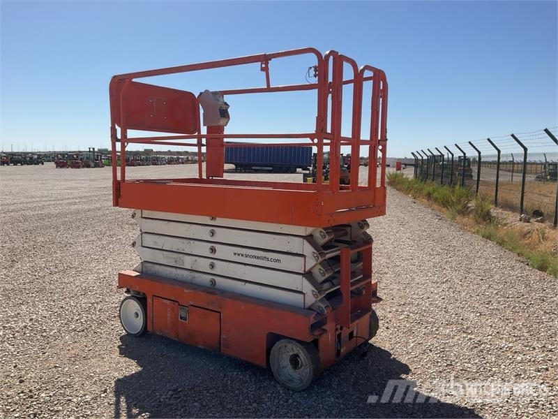 Snorkel S4732E Electric Scissor Lift 가위형 리프트