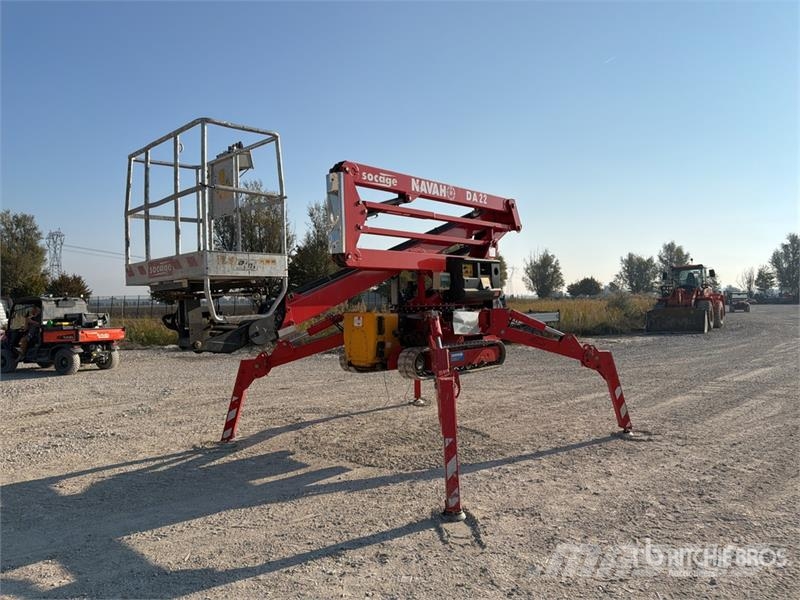 Socage Navaho DA22 Crawler Diesel Articulating Boom Lift Nacelles articulées
