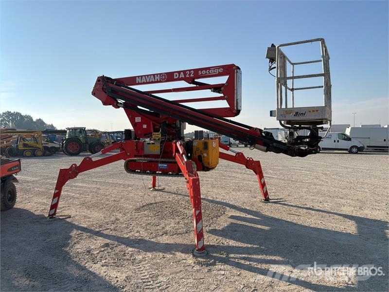 Socage Navaho DA22 Crawler Diesel Articulating Boom Lift Nacelles articulées