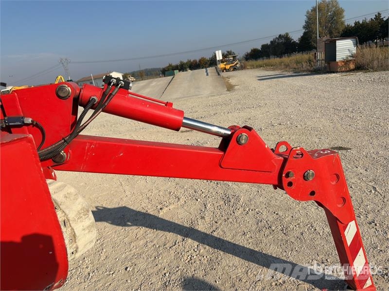 Socage Navaho DA22 Crawler Diesel Articulating Boom Lift Nacelles articulées