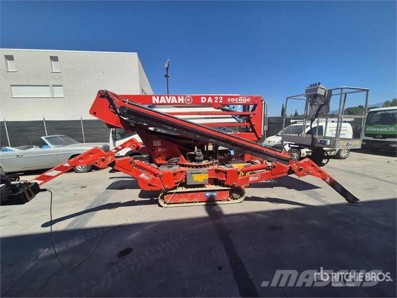 Socage Navaho DA22 Crawler Articulating Boom Lift Zglobne dvižne ploščadi