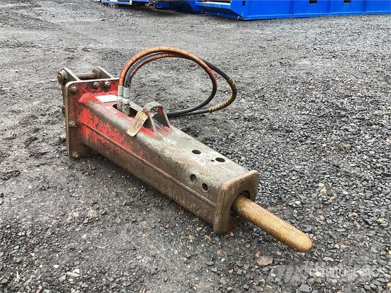 Socomec DMS165 2300 mm Hydraulic Breaker Hammers / Breakers