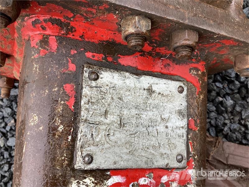 Socomec DMS165 2350 mm Hydraulic Breaker Hammers / Breakers