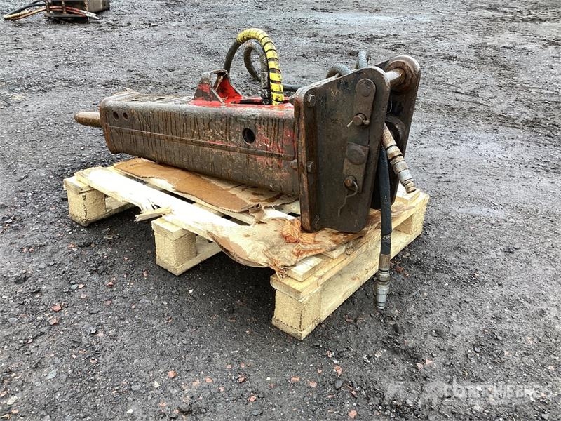 Socomec DMS165 2600 mm Hydraulic Breaker Hammers / Breakers