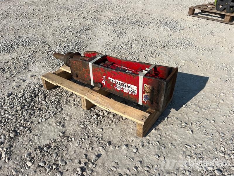 Socomec DMS95 Hydraulic Breaker Плуги