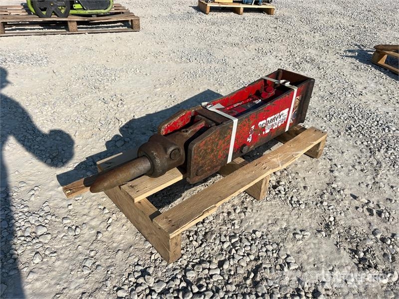 Socomec DMS95 Hydraulic Breaker Плуги