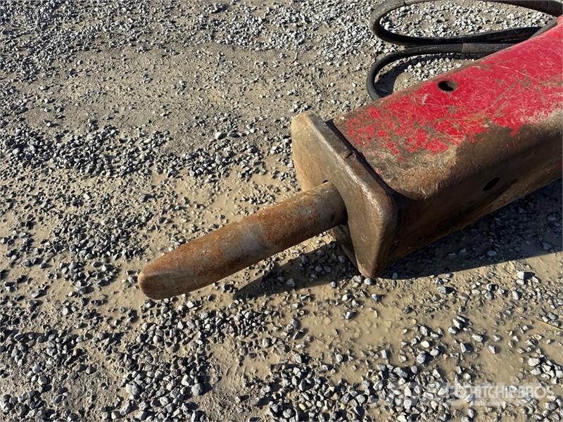Socomec MDO1450TS Hydraulic Breaker مطارق / كسارات
