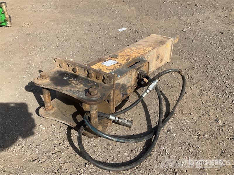 Soosan 1400 mm Hydraulic Breaker Hammers / Breakers