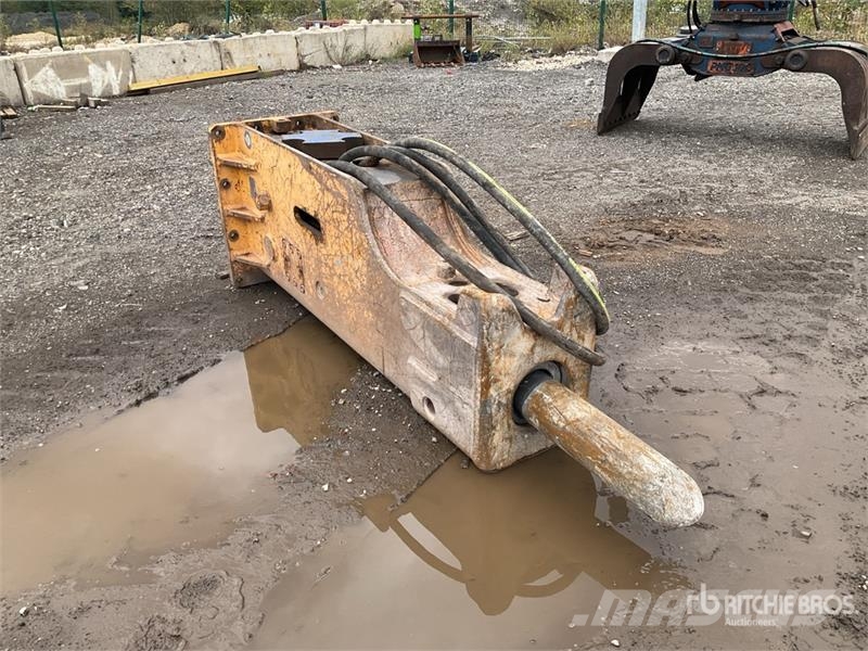 Soosan SB100 TS-P 2400 mm Hydraulic Breaker Hamers en brekers