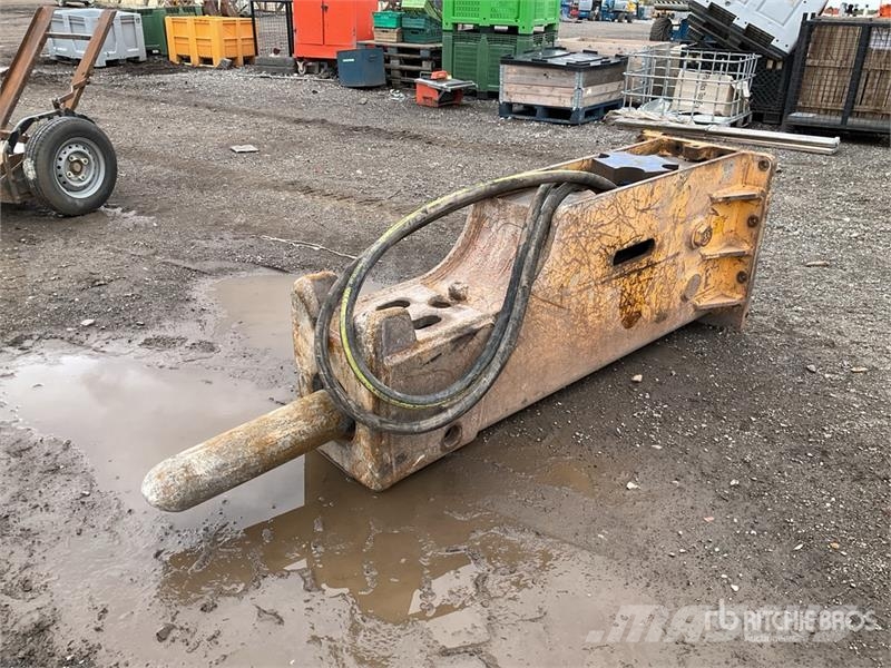 Soosan SB100 TS-P 2400 mm Hydraulic Breaker Hamers en brekers