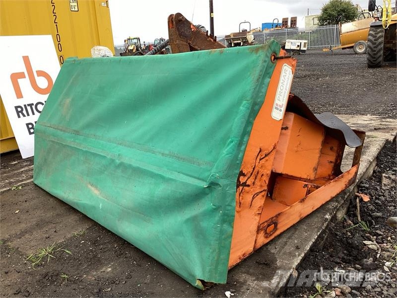Spreader Attachment Další stroje na zpracování půdy a příslušenství