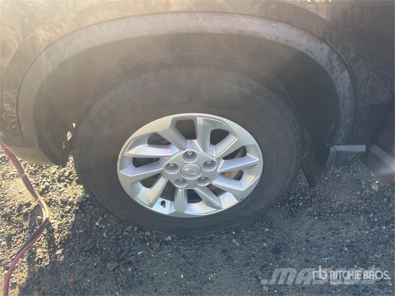 Ssangyong Musso 2.2 4x4 D Grand 4x4 133 KW Quartz - double c أخرى