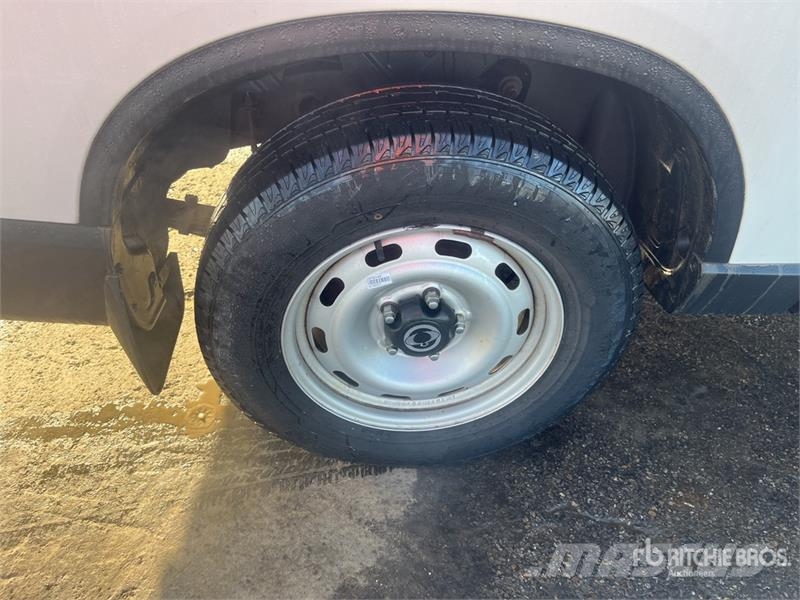 Ssangyong Musso 2.2 4x4 D Grand 4x4 133 KW Quartz - double c أخرى