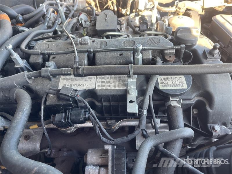 Ssangyong Musso 2.2 4x4 D Grand 4x4 133 KW Quartz - double c أخرى