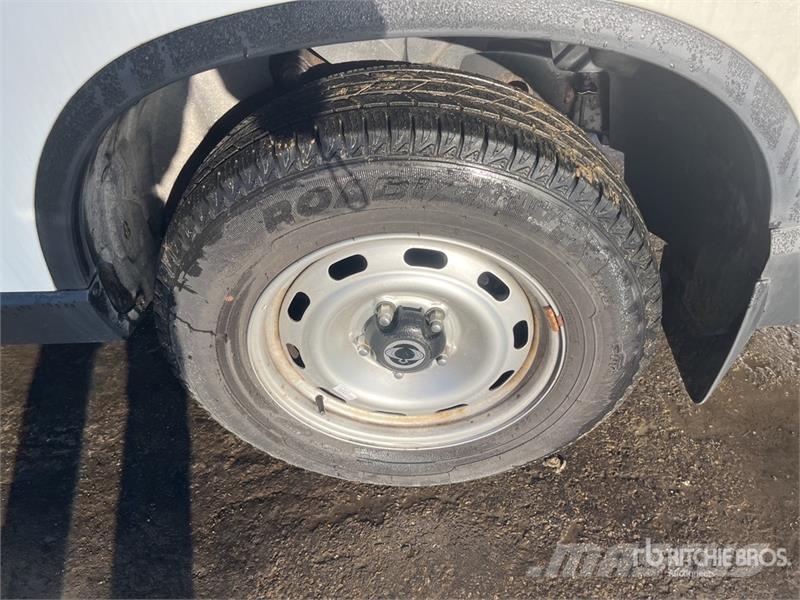 Ssangyong Musso 2.2 4x4 D Grand 4x4 133 KW Quartz - double c أخرى