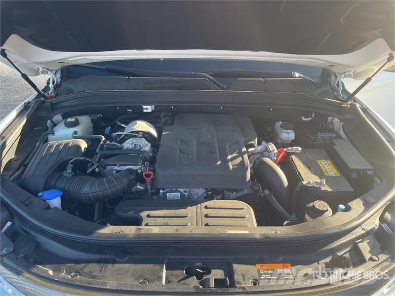 Ssangyong Musso 2.2 4x4 D Grand 4x4 133 KW Quartz - double c أخرى