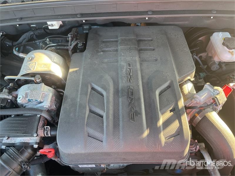 Ssangyong Musso 2.2 4x4 D Grand 4x4 133 KW Quartz - double c أخرى