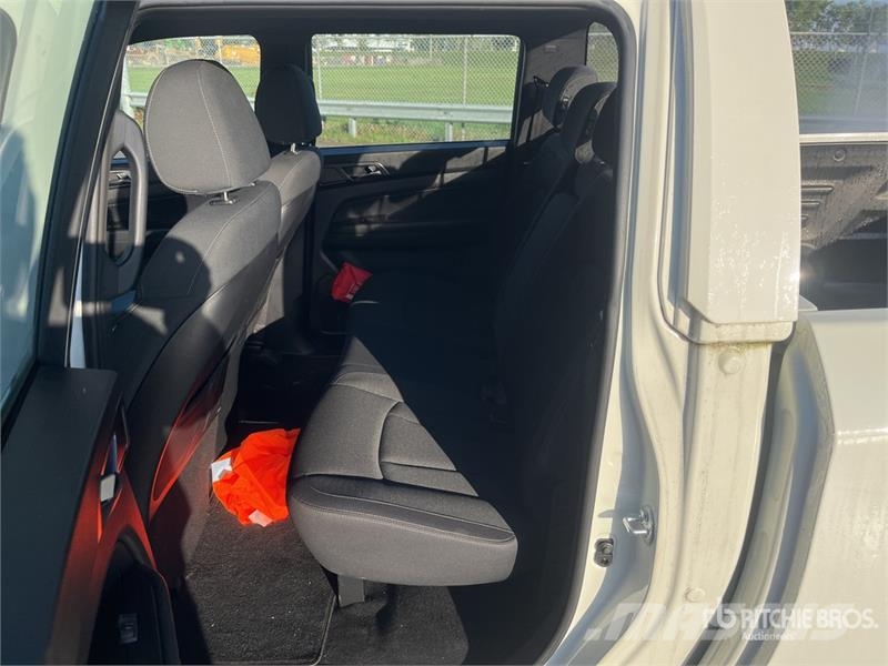 Ssangyong Musso 2.2 4x4 D Grand 4x4 133 KW Quartz - double c أخرى