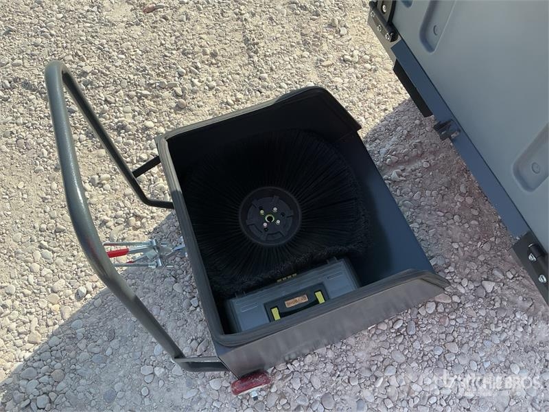 STARVOX VOL-1260 48 in Electric Floor Sweeper (Unu Muut sadonkorjuukoneet