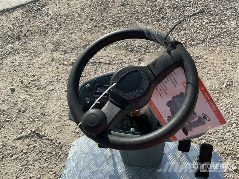 STARVOX VOL-1260 48 in Electric Floor Sweeper (Unu Muut sadonkorjuukoneet
