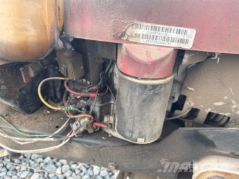 Stiga V301 Ride-On Lawn Mower (Inoperable) Самохідні газонокосарки