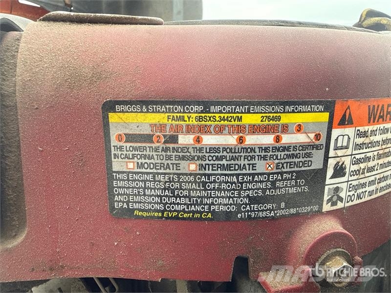 Stiga V301 Ride-On Lawn Mower (Inoperable) Самохідні газонокосарки