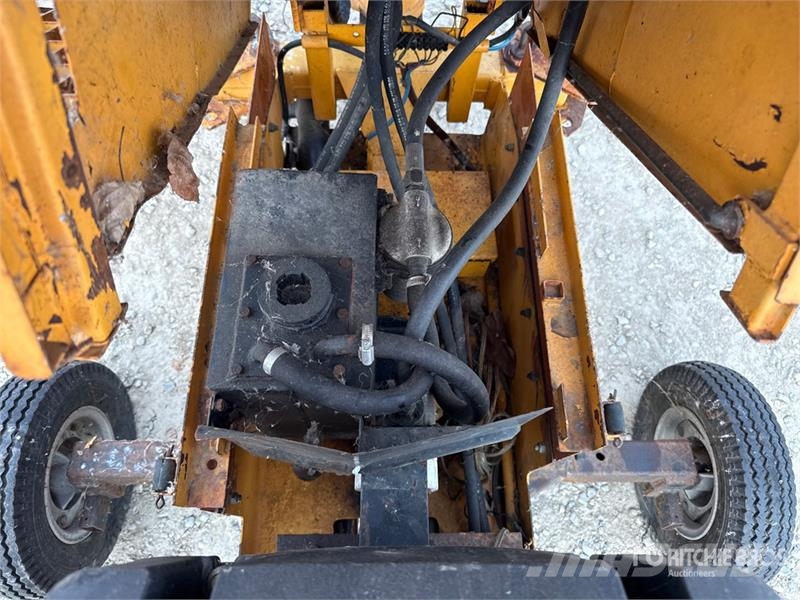 Stravbeni Stroje Praha DH0115 Crawler Wheel Excava Lastik tekerli ekskavatörler