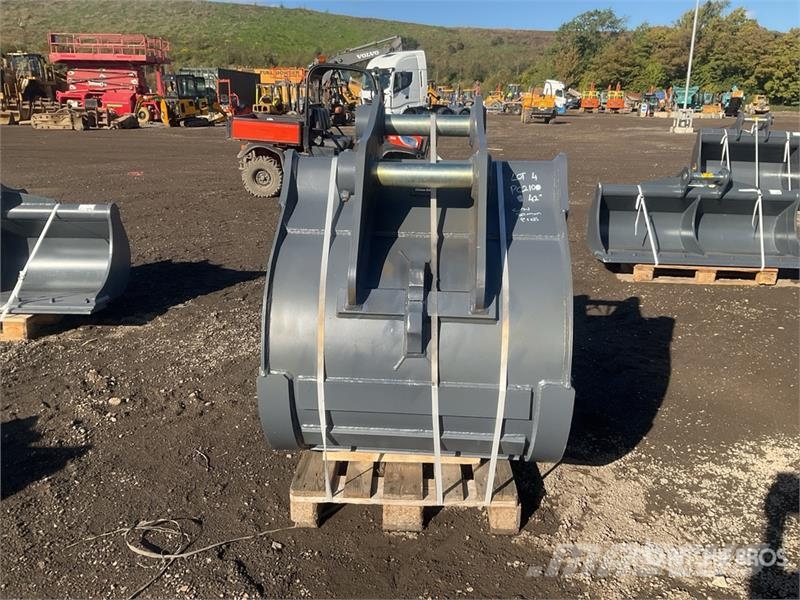Strickland 1000 mm Loading Excavator Bucket - Fits Komatsu PC Lopaty