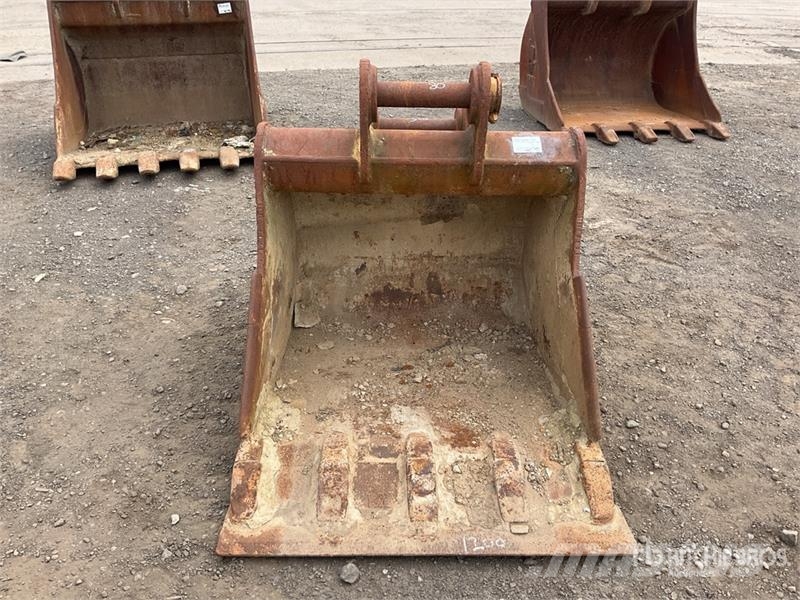 Strickland 1200 mm Digging Excavator Bucket دلاء