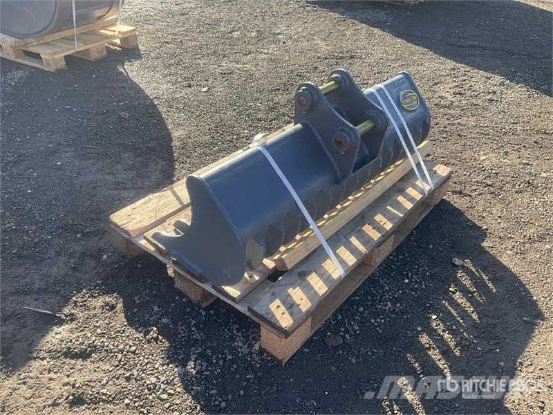 Strickland 1200 mm Excavator Rake - Fits Takeuchi TB230 (Unus Rakes and tedders