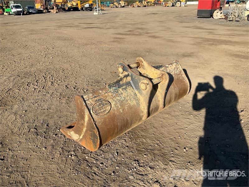 Strickland 1800 mm Cleanup 14 Ton Excavator Bucket Žlice