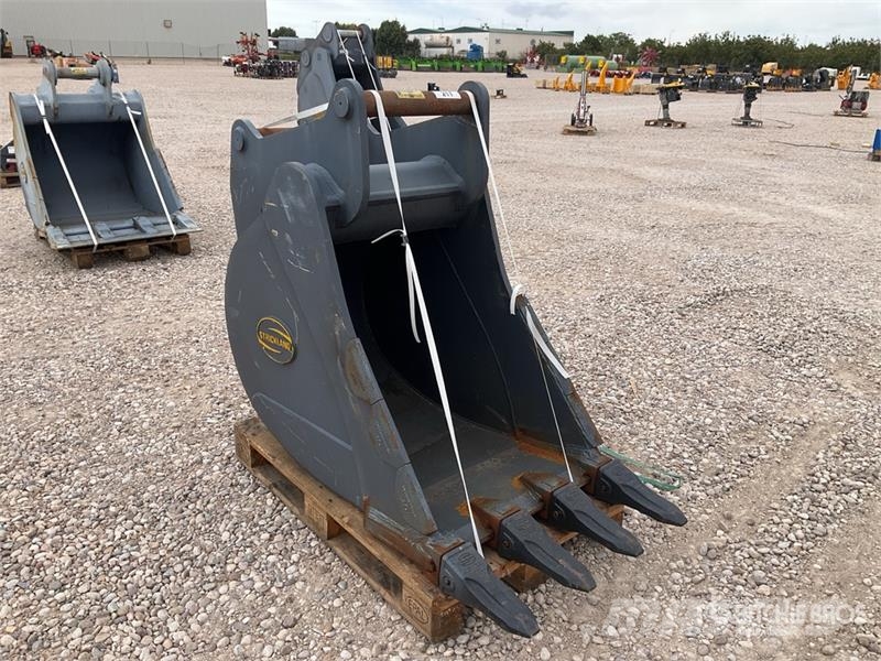 Strickland 30 in Trench Excavator Bucket - Fits 21TON Pistoane