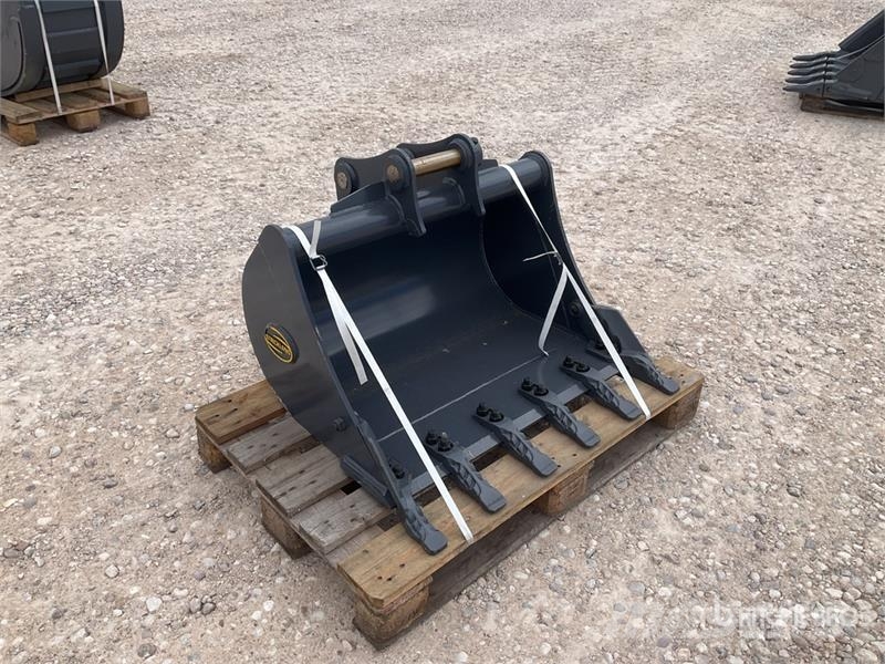 Strickland 36 in Digging Excavator Bucket - Fits Hitachi ZX50 Pistoane