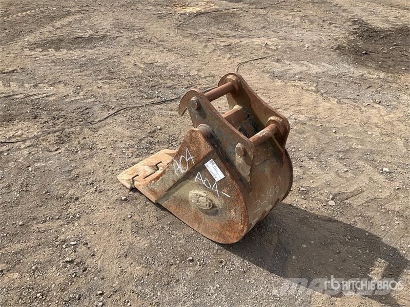 Strickland 400 in Digging Excavator Bucket Buckets