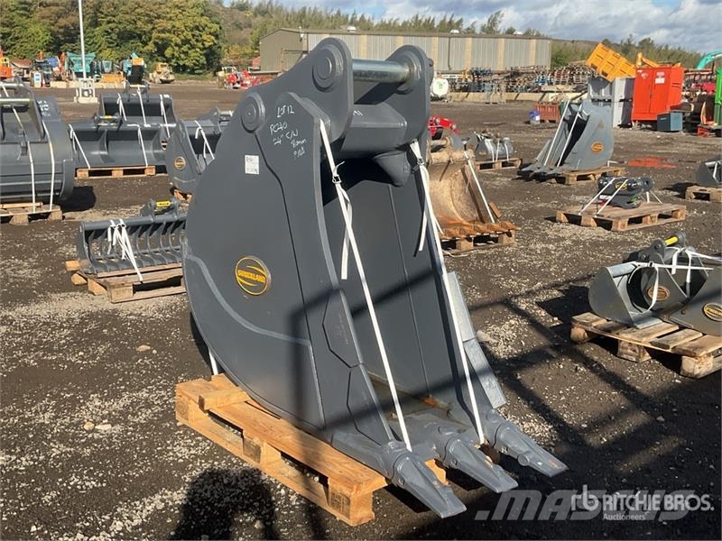 Strickland 600 mm Trench Excavator Bucket - Fits Komatsu PC24 Lopaty