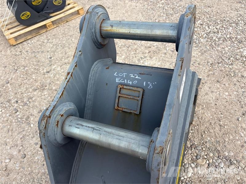 Strickland 770 mm Trench Excavator Bucket - Fits Volvo EC140 Kanalak