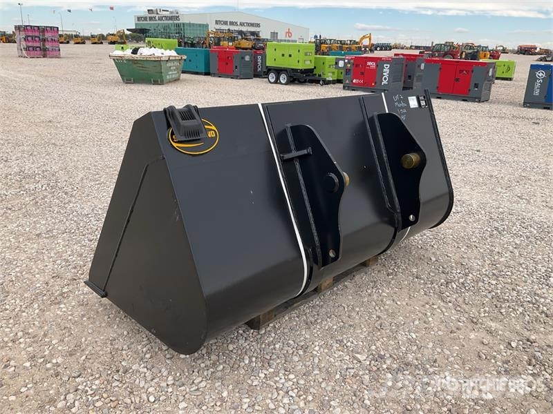 Strickland 90 in Telehandler Bucket - Fits Manitou Pistoane