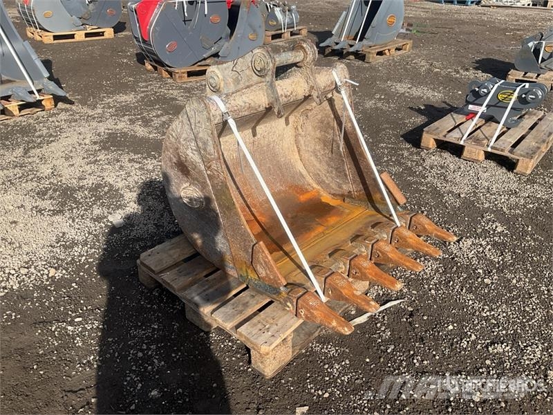 Strickland 900 mm Loading Excavator Bucket - Fits Hitachi ZX8 Lopaty