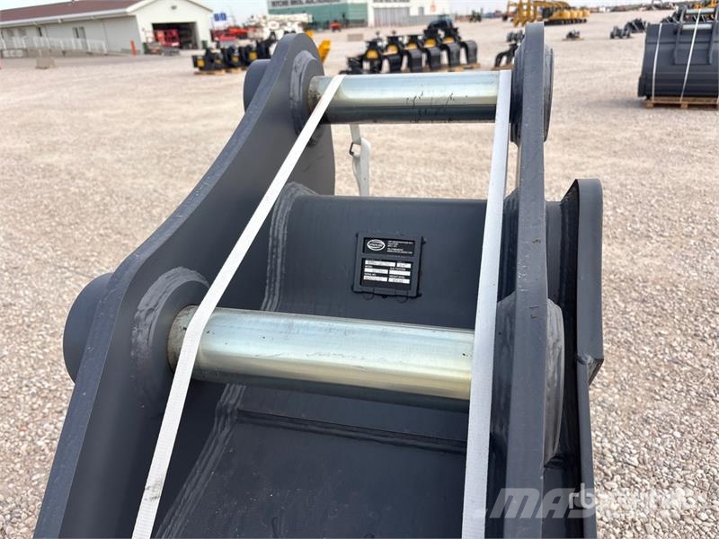 Strickland BT28H 610 mm Trench Excavator Bucket - Fits Komats Kanalak