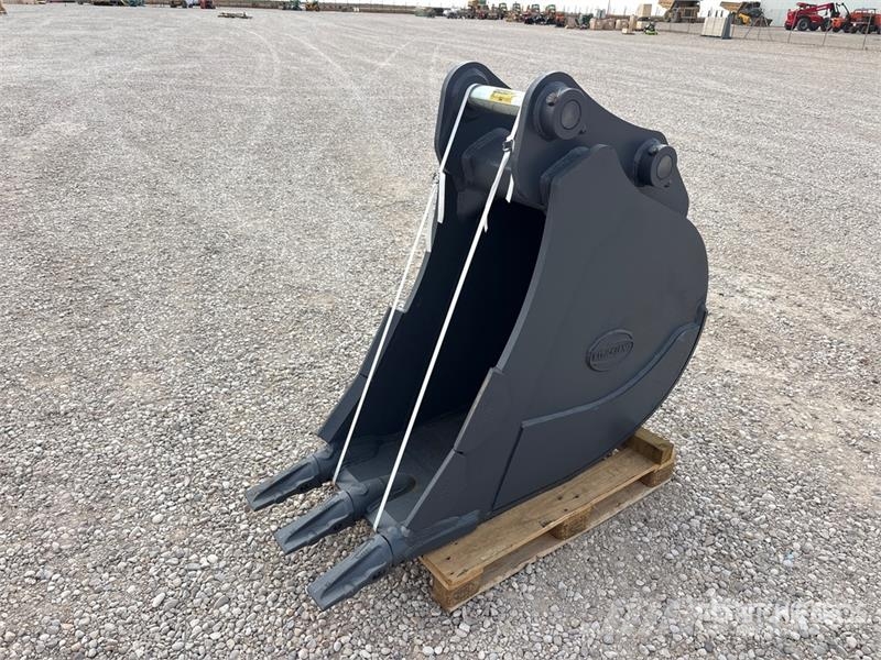 Strickland BT28H 610 mm Trench Excavator Bucket - Fits Komats Kanalak