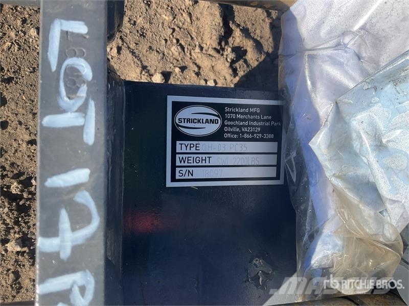 Strickland Quick Coupler - Fits Komatsu PC30/35 (Unused) Quick connectors