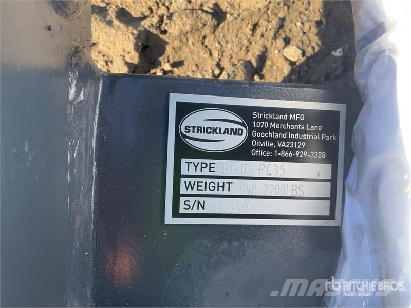 Strickland Quick Coupler - Fits Komatsu PC30/35 (Unused) موصلات سريعة