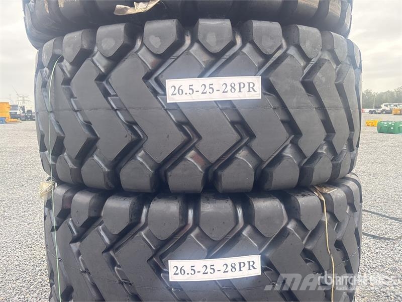 Suihe T26.5 26.5x25 Tires (Unused) الإطارات والعجلات والحافات
