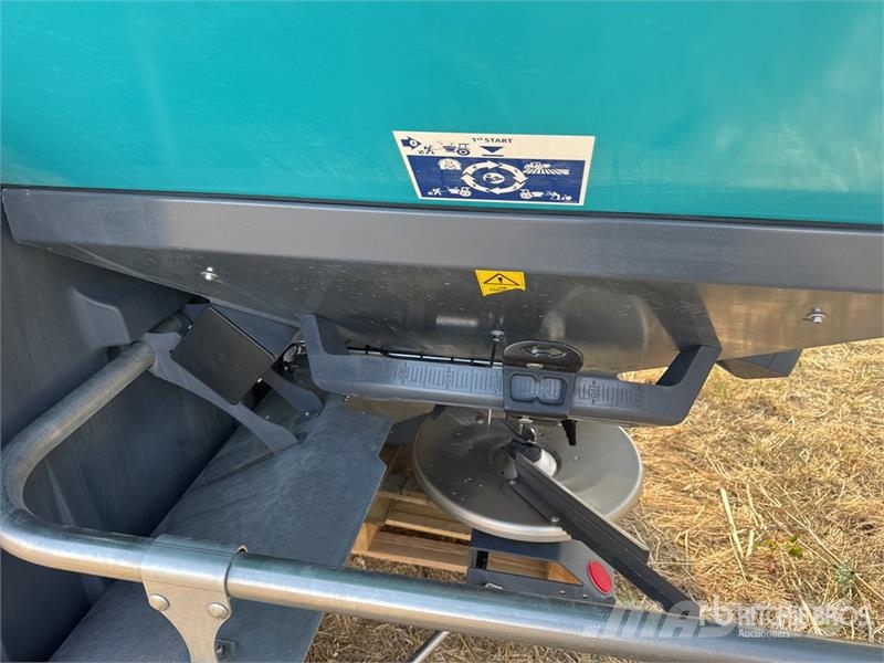 Sulky X50 Econov Epandeur A Engrais 36 m 3-Point 4200 L Opryskiwacze do nawozów sztucznych