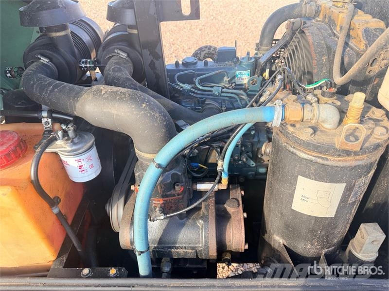 Sullair 35 Mobile Air Compressor (Inoperable) Kompresorji