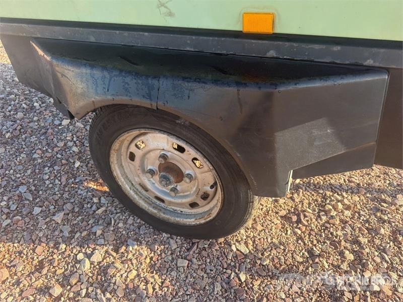 Sullair 35 Mobile Air Compressor (Inoperable) Kompresorji