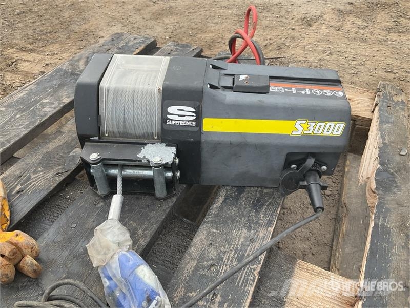 Superwinch S3000 Vitle, dvigala in gradbeni dvižni sistemi