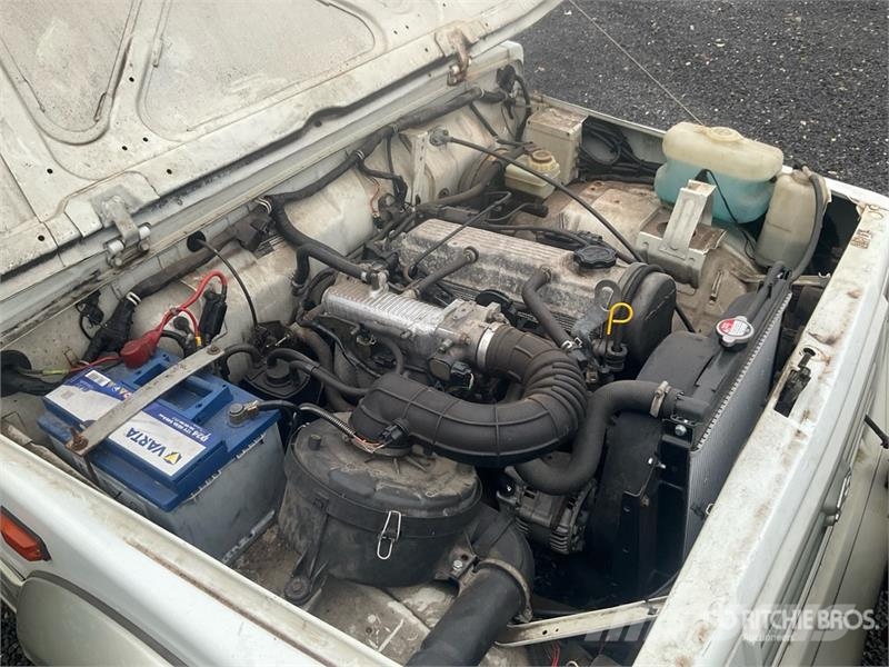 Suzuki Samurai 4WD SUV PKWs