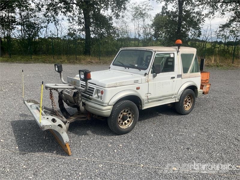 Suzuki Samurai 4WD SUV PKWs